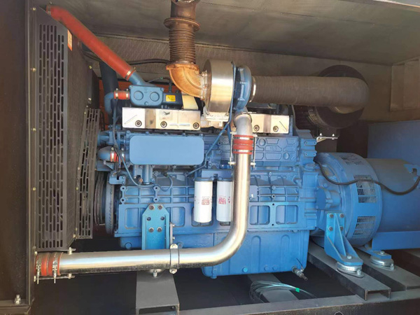 宝鸡柴油发电机组一般有几种电压输出？