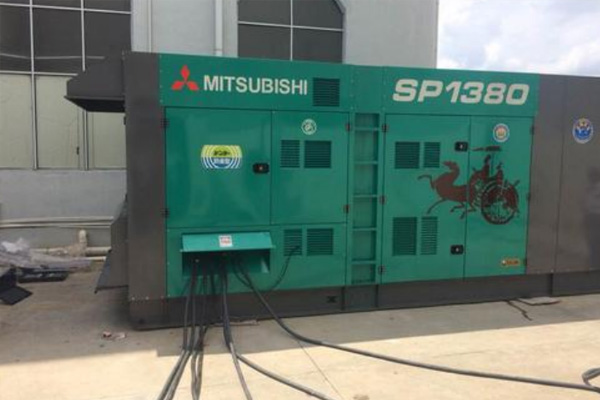 宝鸡为什么有些柴油发电机组的输出电压可以调节？