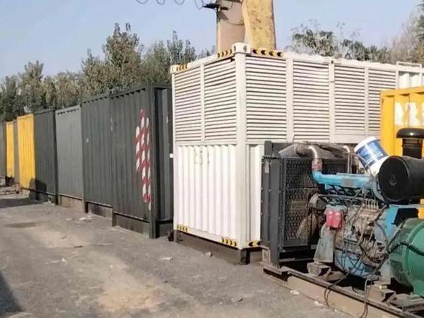 宝鸡200KW柴油发电机机组每小时油耗是多少？